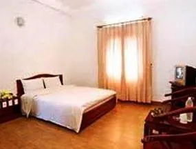 Hoa Binh Hotel - Image 1