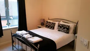 Oxford Apartment - Image 3