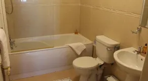 The Beach House - Image 4
