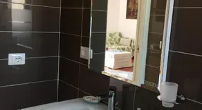 SUITE 996 - Image 3