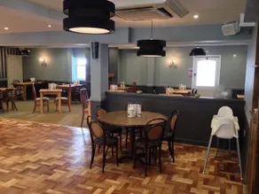 Templars Hotel & Carvery - Image 3