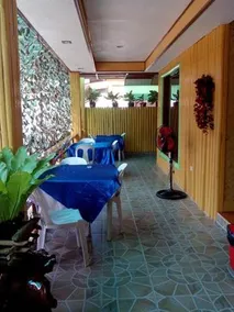 Chariz Inn - Image 2