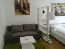 Holiday Apartment Vienna - Image 3