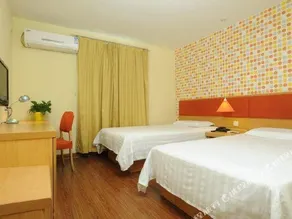 Home Inn Neo (Lanzhou Wanda Plaza Yantan RT-Mart Store) - Image 3
