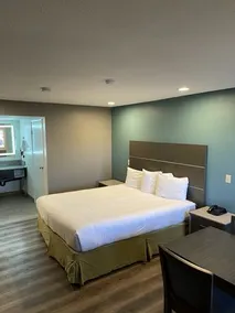 Highway Inn Chula Vista - Image 2