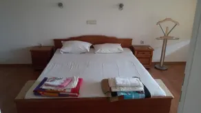 Mavrova Guest House - Image 5