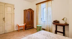 Katarina Vintage House - Image 5