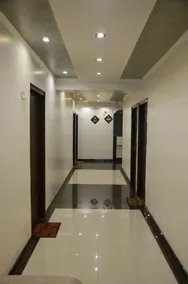 OYO Premium Swaroop Nagar - Image 3