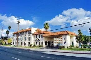 Ramada Limited Disneyland Area - Image 2