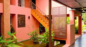 Luckna House - Image 3