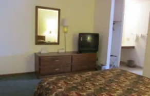 Willmar Cozy Inn - Image 2