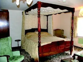 Hermitage farm - Image 2