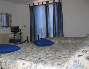 A Due Passi Dal Mare Bed and Breakfast - Image 5