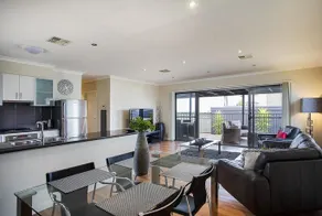 Bendigo Holiday Houses Illingworth - Image 3