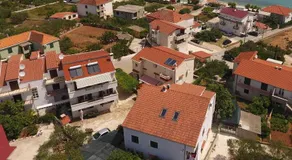 DeepWater House - Image 4