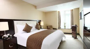Howard Johnson Business Club Shanghai - Image 5