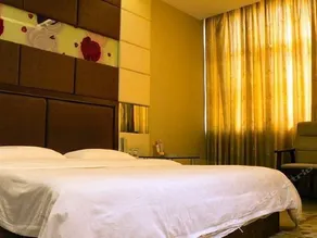 Yulong Hotel Duanzhou - Image 5