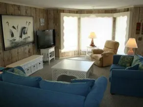 Carolina Moon 4 Bedroom Home by RedAwning - Image 5