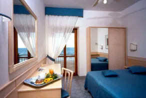 Hotel Aurora Sperlonga - Image 4