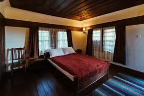 Zoev House - Image 3