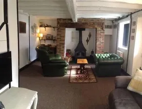 Heritage Cottage by the Sea - Image 2