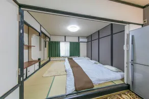 FP House in Osaka TR2 - Image 1