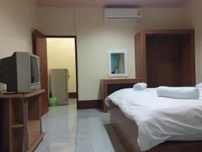 Chaweng Y&O Guesthouse - Image 5