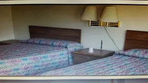 Relax Inn - Image 3