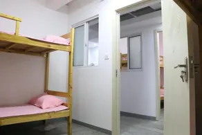 Geek Hostel - Image 5