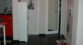Black&Red Apartment - Image 4