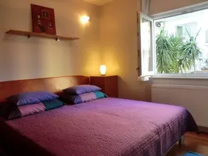 Apartment Garden Residence With Private Parking - Image 5