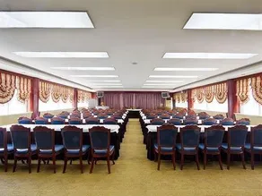 Starway Kaihao Hotel - Image 5