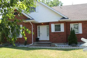 Grapelet Bed and Breakfast - Image 2