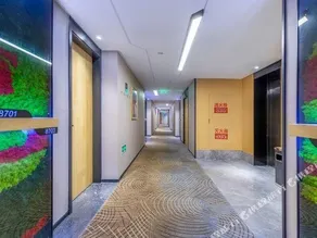 Huifeng Business Hotel - Image 4