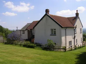 Highdown Farm Holiday Cottages - Image 2