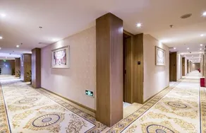 Vienna Hotel Shenzhen Bantian Huawei Tian'an Yungu - Image 3
