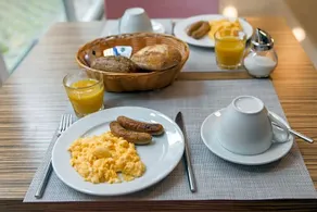 Nu Hotel Berlin - Image 3