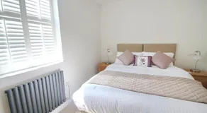 Court Side Apartment - Image 3