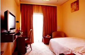 Richful Green Hotel - Image 4