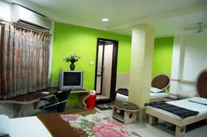 Hotel Meera - Image 3