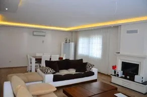 Rose Garden Villa - Image 4