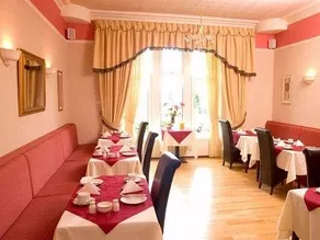 Huntingdon House - Image 5