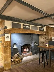 The Rose and Crown - Image 4