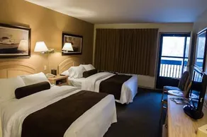 Radium Resort - Image 4