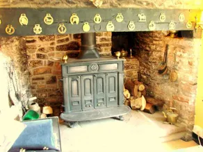 Old Farmhouse - Image 3