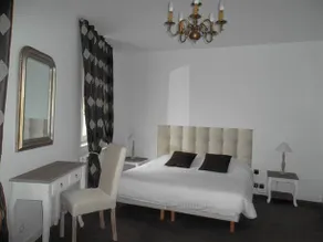 Hotel Le Normand - Image 2