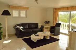Amarilla Casa - Image 2