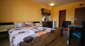 Chateau Del Mar Studio - Image 5