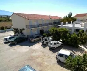 Blue Horizon Hotel - Image 2