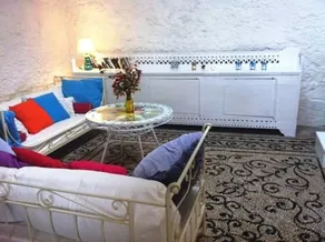 Lemonia House - Image 4